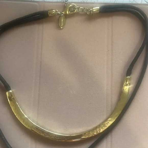 Chico’s gold and black necklace - Picture 3 of 8